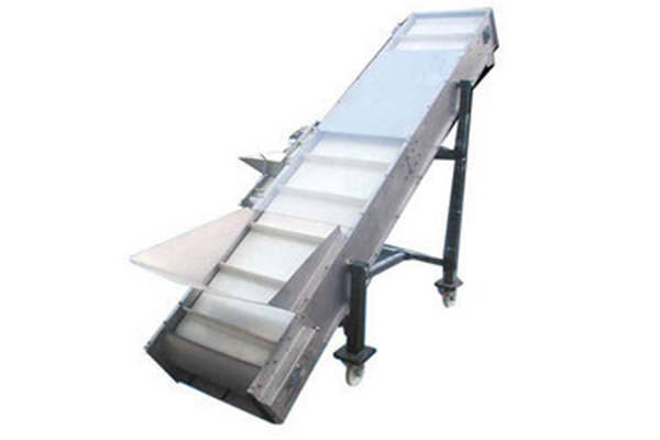Inclined Cleated Belt Conveyor